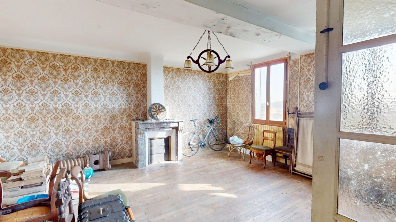 maison 6 pièces en vente sur DAMPIERRE EN YVELINES (78720) Vente Maison Dampierre-en-Yvelines 78720 145 m²