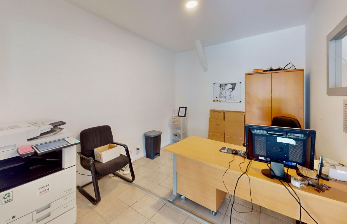 Vente Bureaux Clairefontaine-en-Yvelines 78120 132 m²