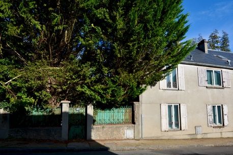 SAINT REMY LES CHEVREUSE - Maison à rénover